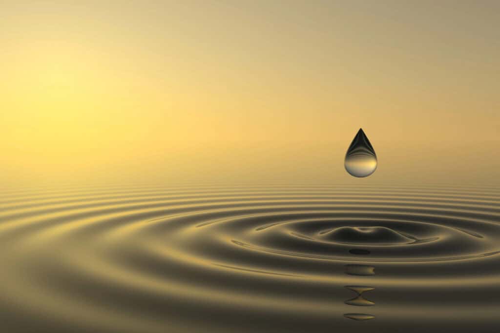 Shotshop_19416177-water drop